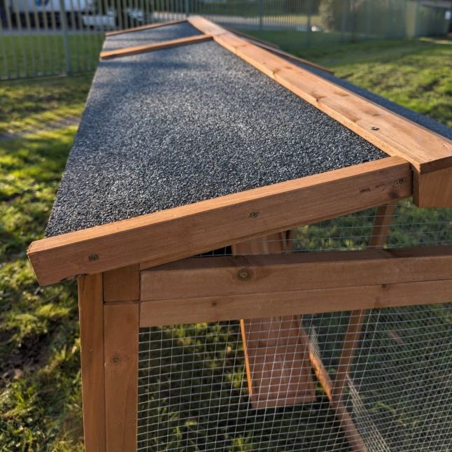 Poulailler Chabo toit shingle 2 à 4 poules